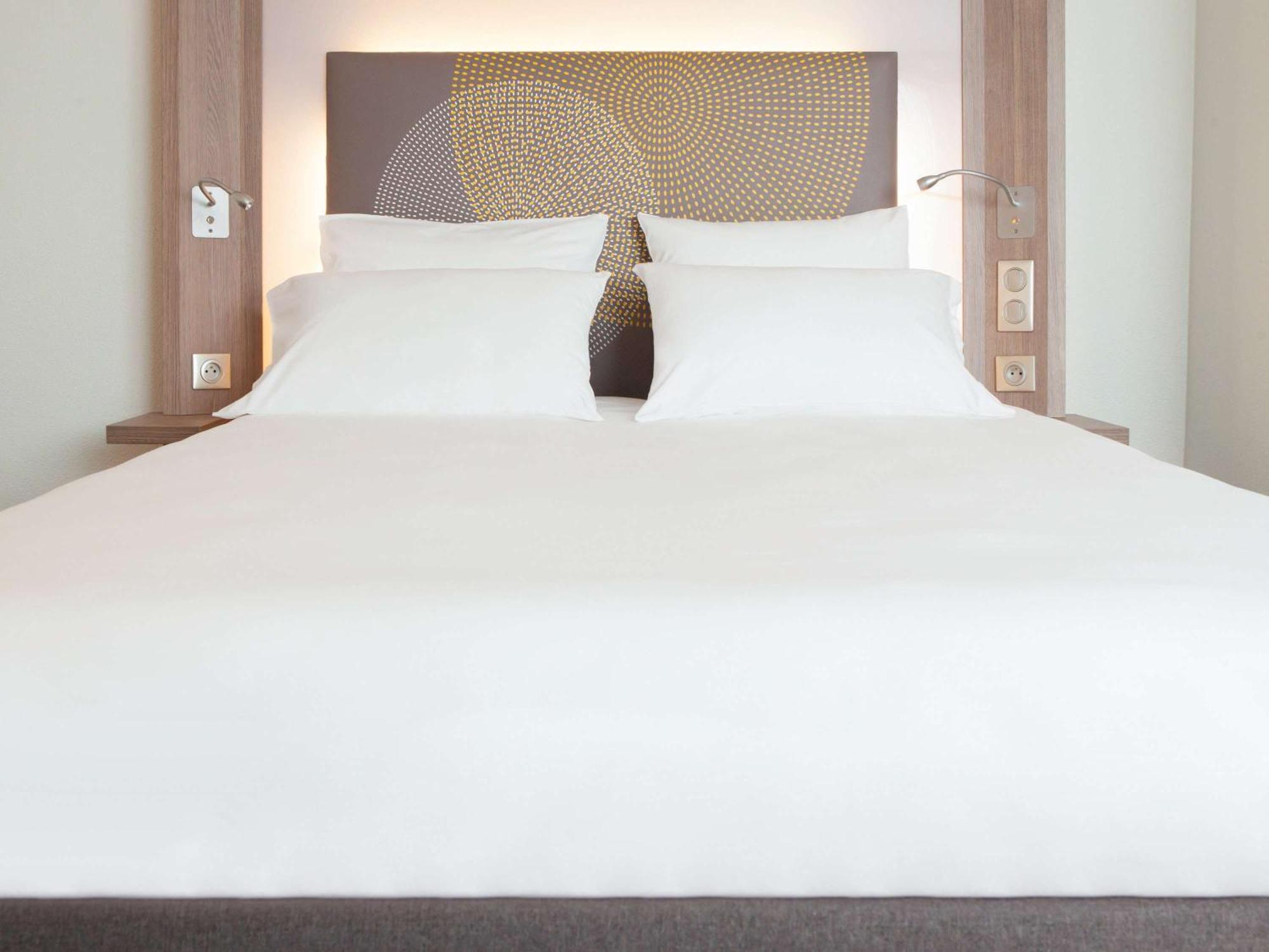 Novotel Bangka Hotel & Convention Center Pangkal Pinang Ngoại thất bức ảnh
